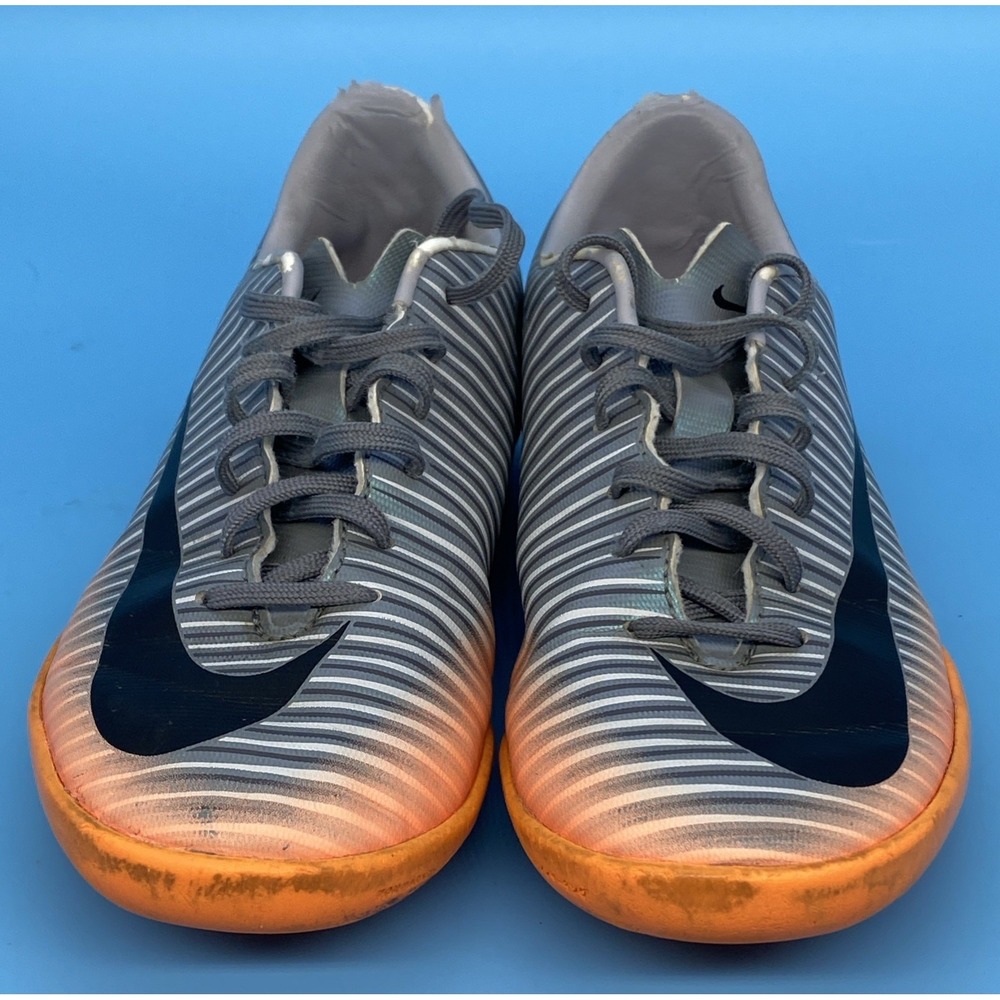 Nike Kids Jr Mercurialx Vapor XI CR7 IC Indoor Soccer Cleats size 2Y